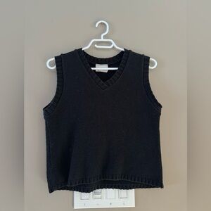 Sleeveless Sweater Vest Black Knit V-Neck - Size M
